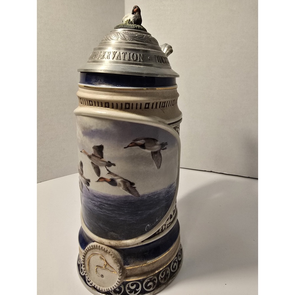Ducks Unlimited " Early Flight‎ Canvasbacks" Lidded Beer Stein